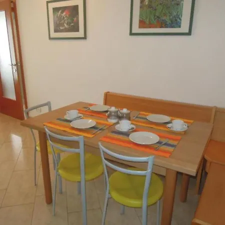 Lovely Flat Next To The Beach-beahost *