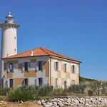 Lovely Flat Next To The Beach-beahost * Μπιμπιόνε
